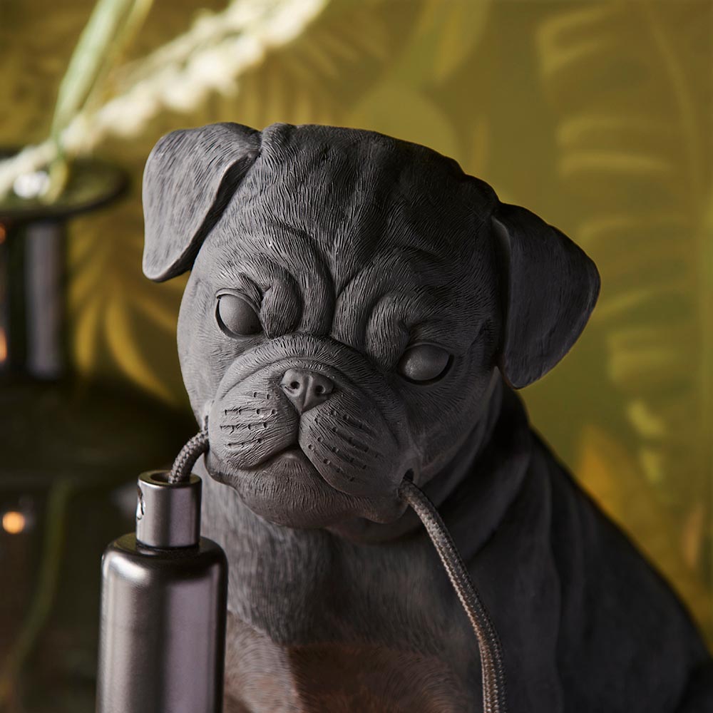 Pug Puppy Table