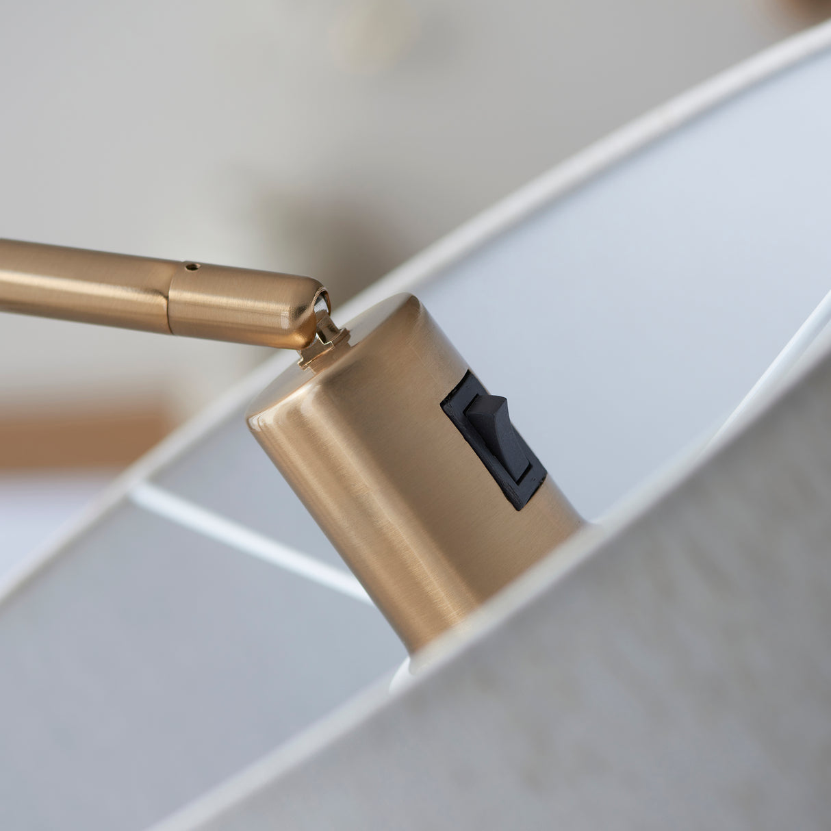 Clement Floor - Comet Lighting