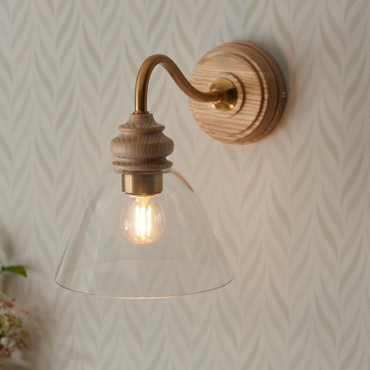 Cotswold Wall Light - Comet Lighting