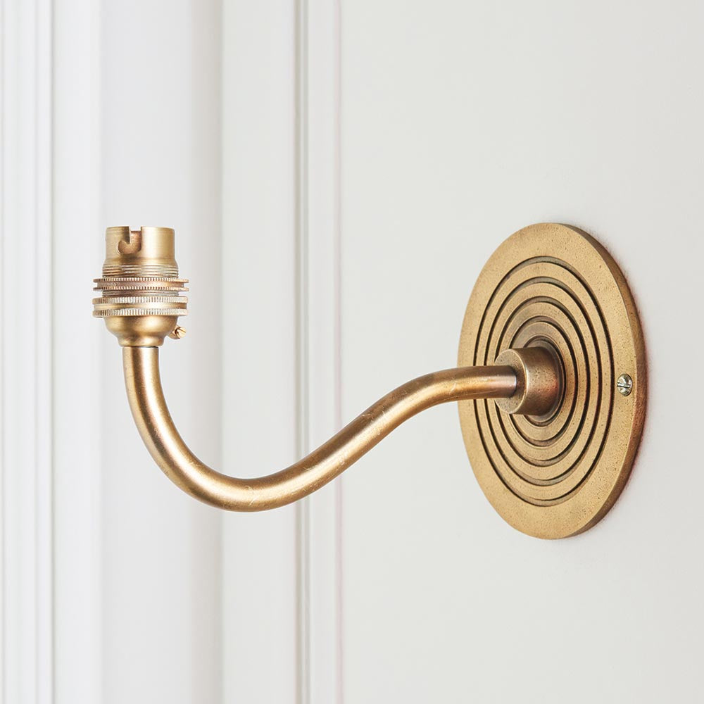 Ripple Curve Wall Fitting