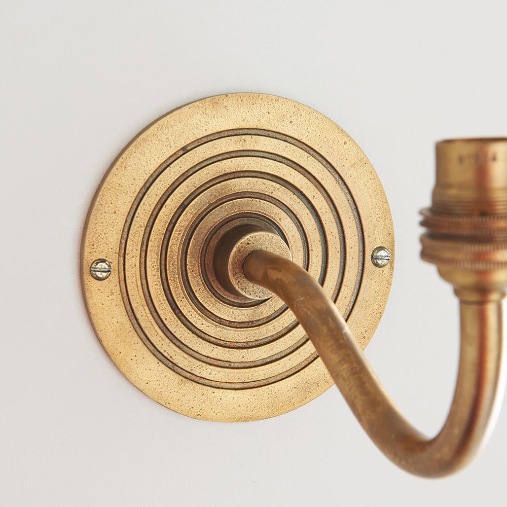 Ripple Curve Wall Fitting