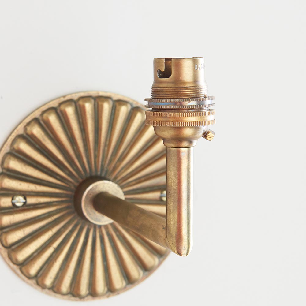 Dahlia Angle Wall Fitting