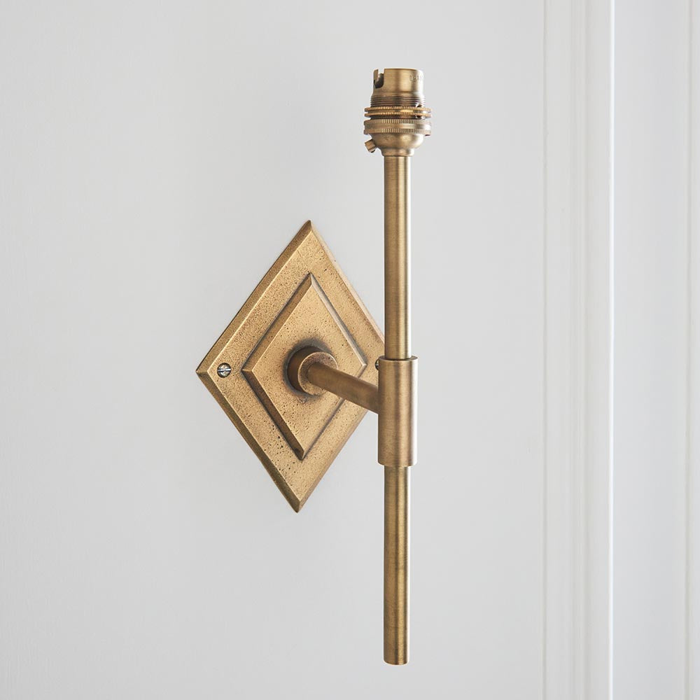 Diamond Tall & Ivy 20cm Wall