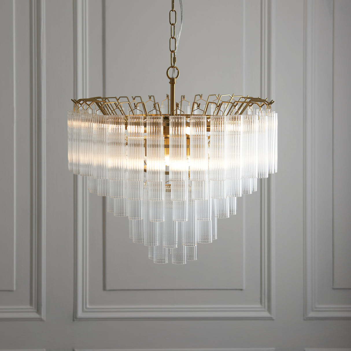 Toulouse 12lt Pendant - Comet Lighting