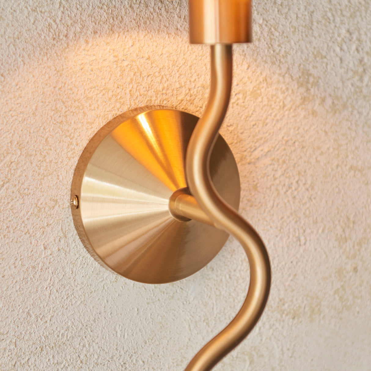 Wriggle Wall Light - Brushed aged brass - Comet Lighting