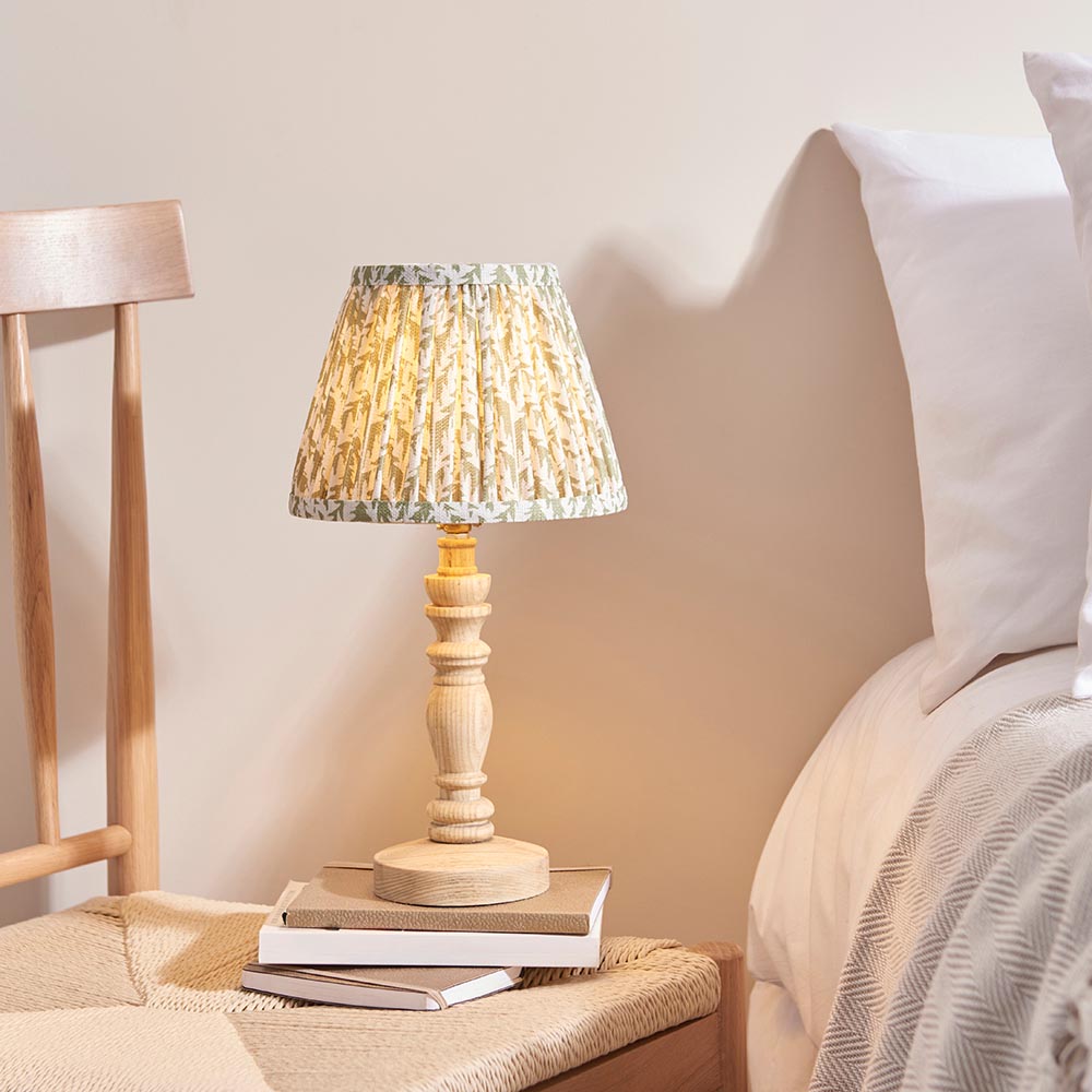 Natural Ash Bibury & Leaf 20cm Herb garden green shade - Comet Lighting