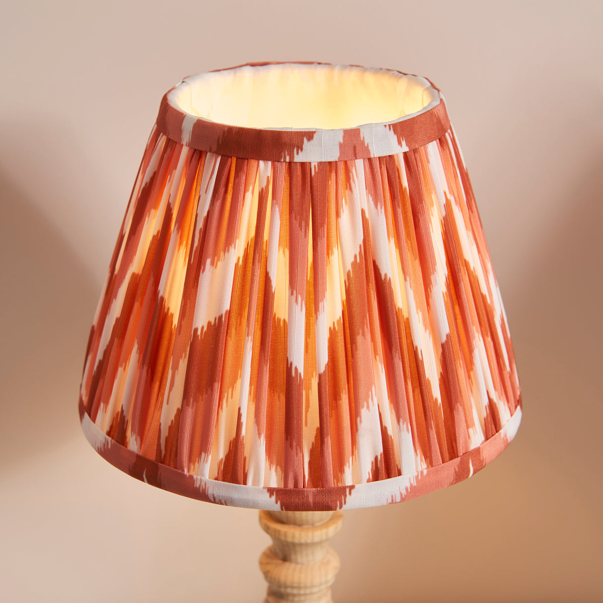 Natural Ash Bibury & Zigzag 20cm Apricot orange shade - Comet Lighting