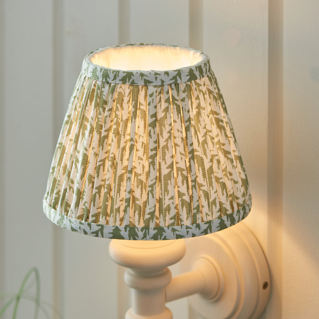 Carnaby & Leaf 20cm Herb garden green shade - Comet Lighting