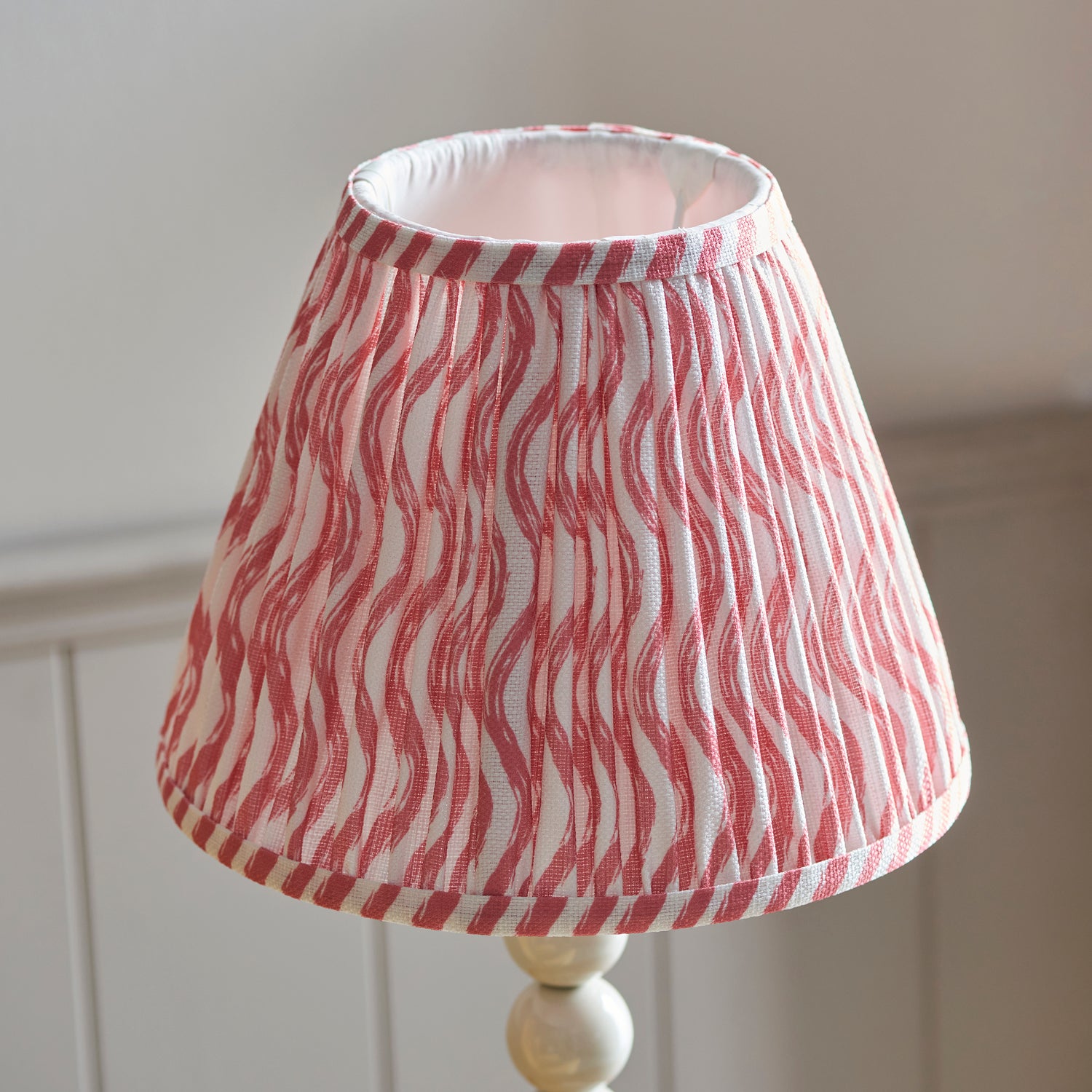 Higgledy & Ripple 25cm Coral pink shade - Comet Lighting