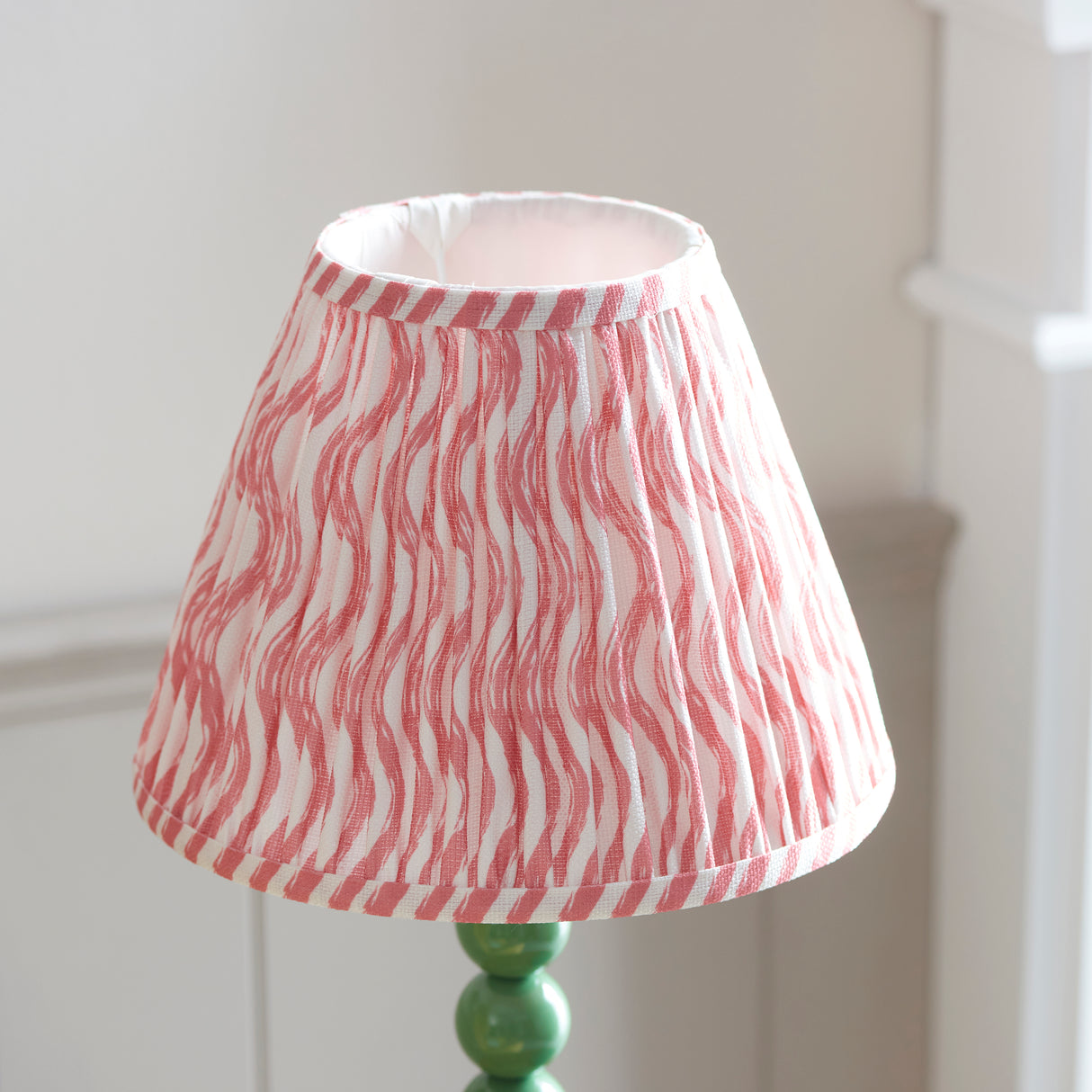 Gloss Green Higgledy & Ripple 25cm Coral pink shade - Comet Lighting
