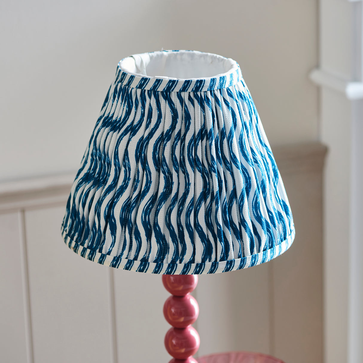 Gloss Pink Higgledy & Ripple 25cm Marlin blue shade - Comet Lighting