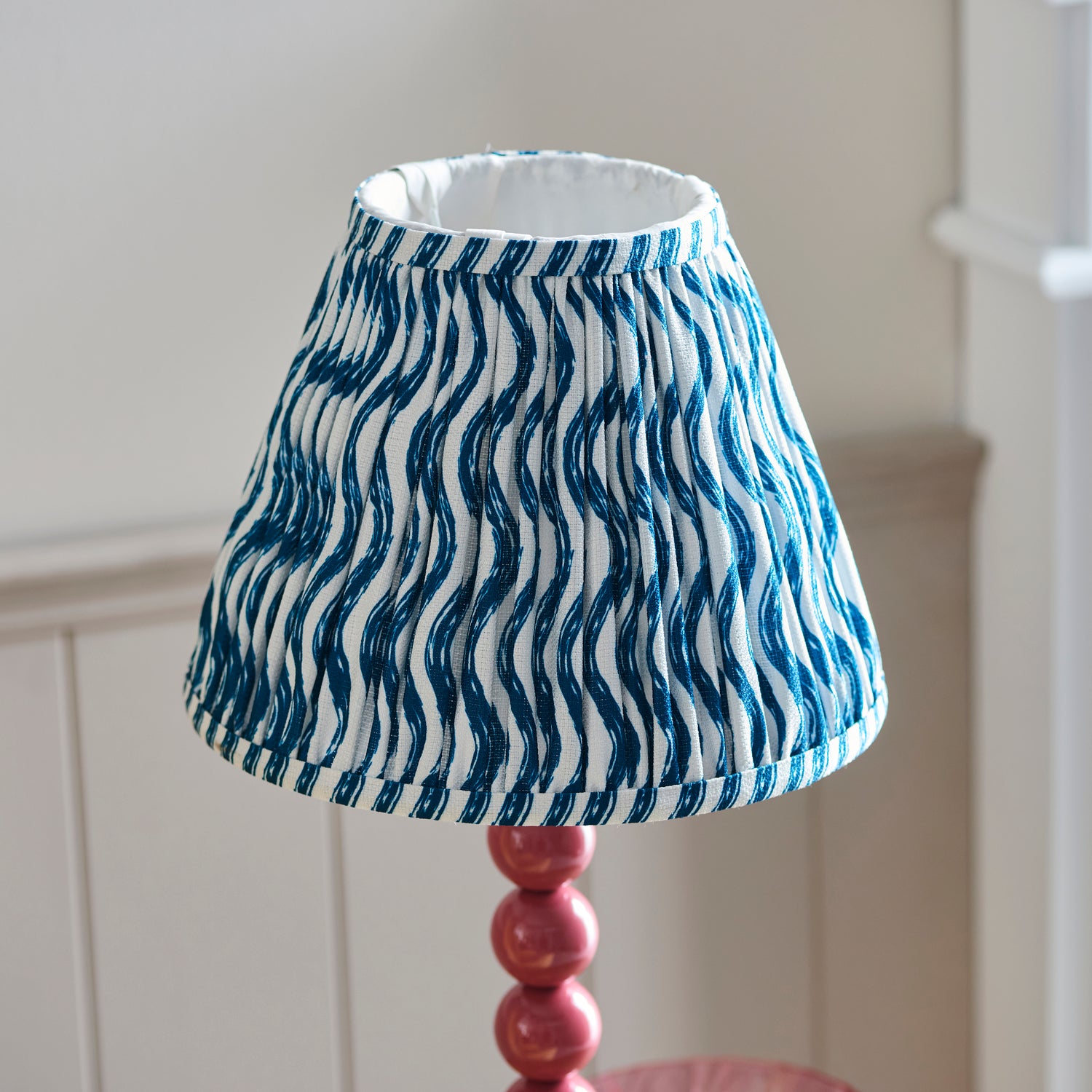 Gloss Pink Higgledy & Ripple 25cm Marlin blue shade - Comet Lighting