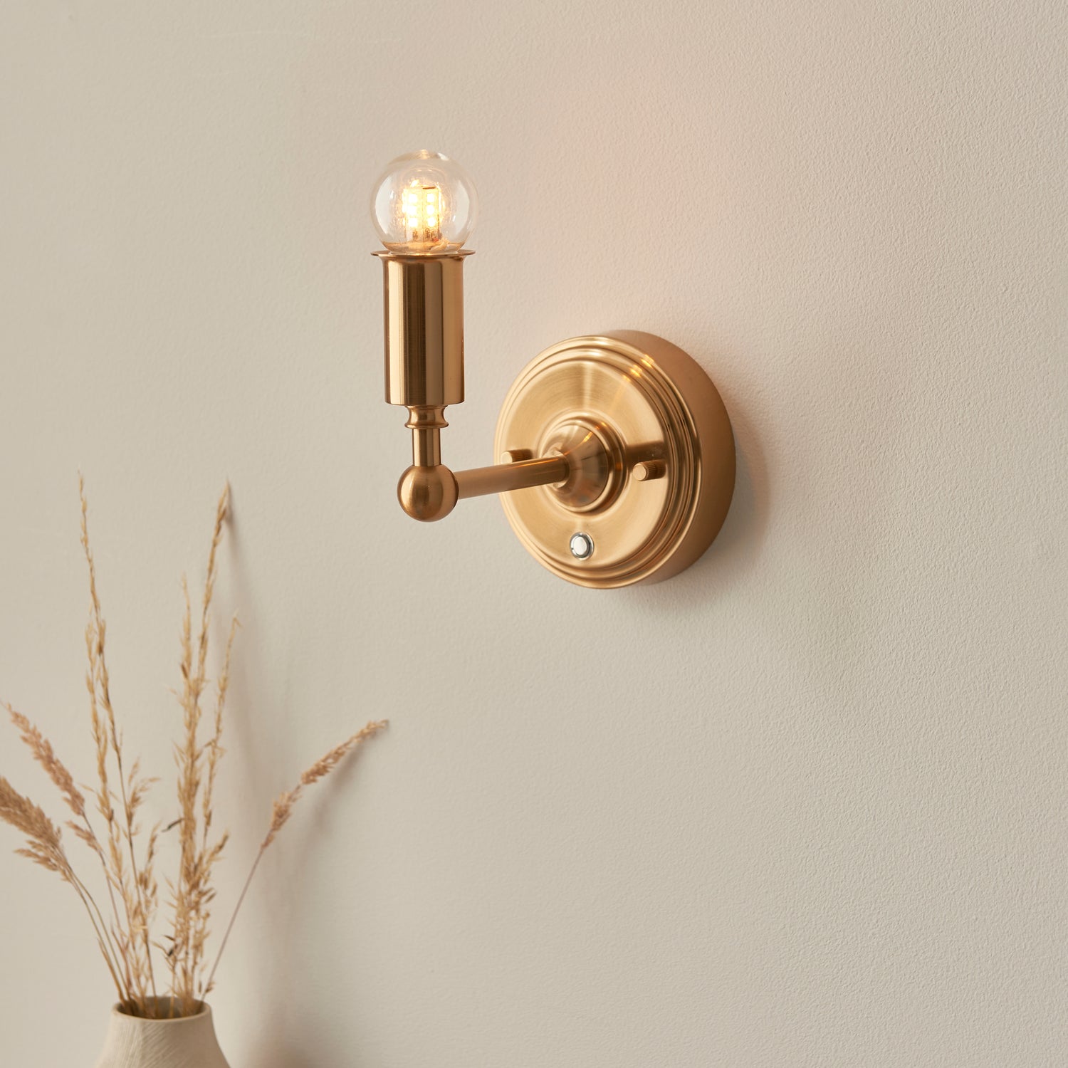 Wall light Burley Rechargeable & Zigzag 16cm Cotswold green shade - Comet Lighting