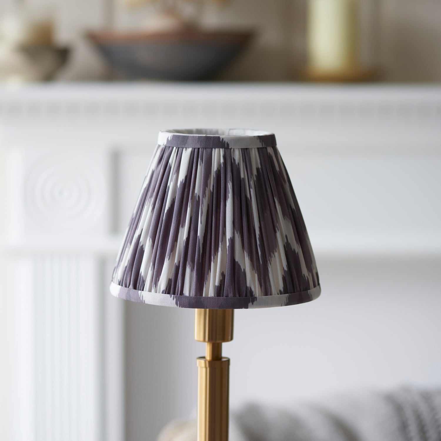 Upton Rechargeable & Zigzag 16cm Pearl grey shade - Comet Lighting