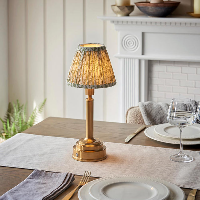 Upton Rechargeable & Leaf 16cm Herb garden green shade - Comet Lighting