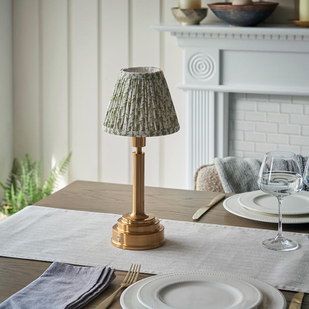 Upton Rechargeable & Leaf 16cm Herb garden green shade - Comet Lighting