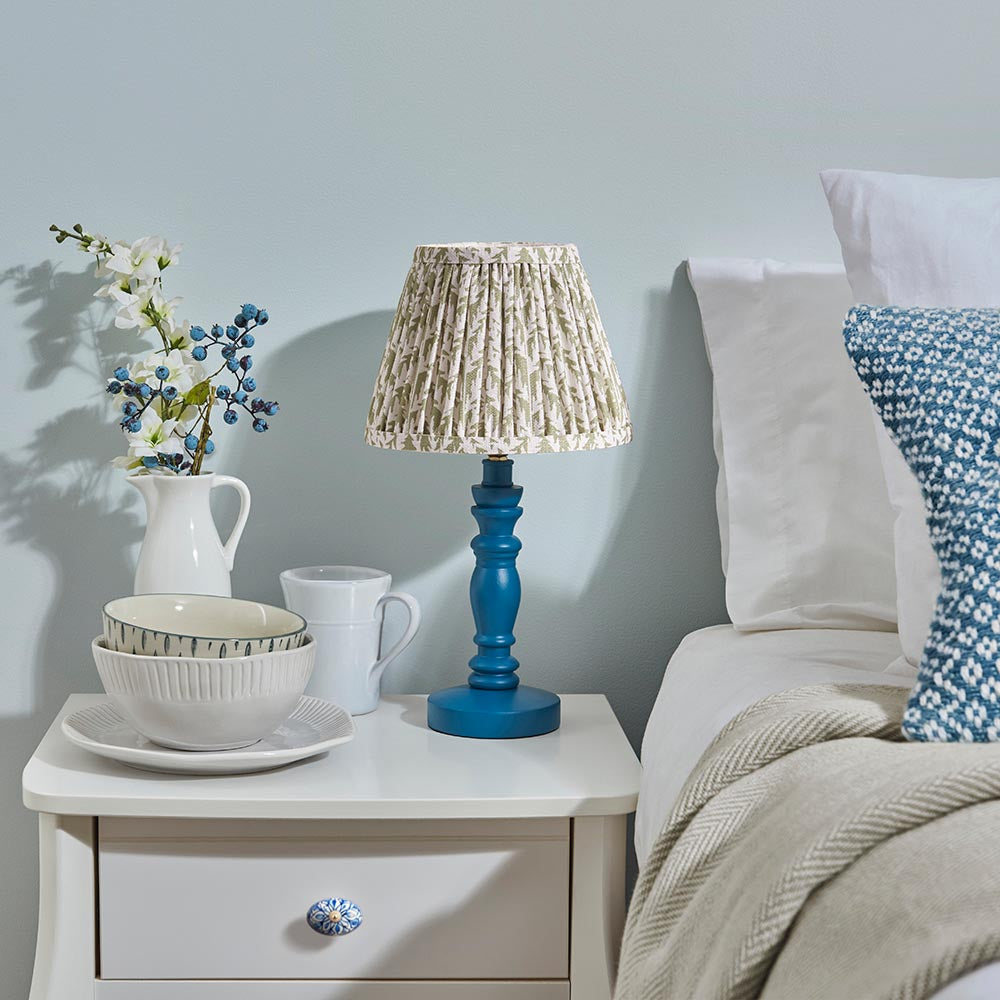 Wooden Blue Bibury & Leaf 20cm Herb garden green shade - Comet Lighting