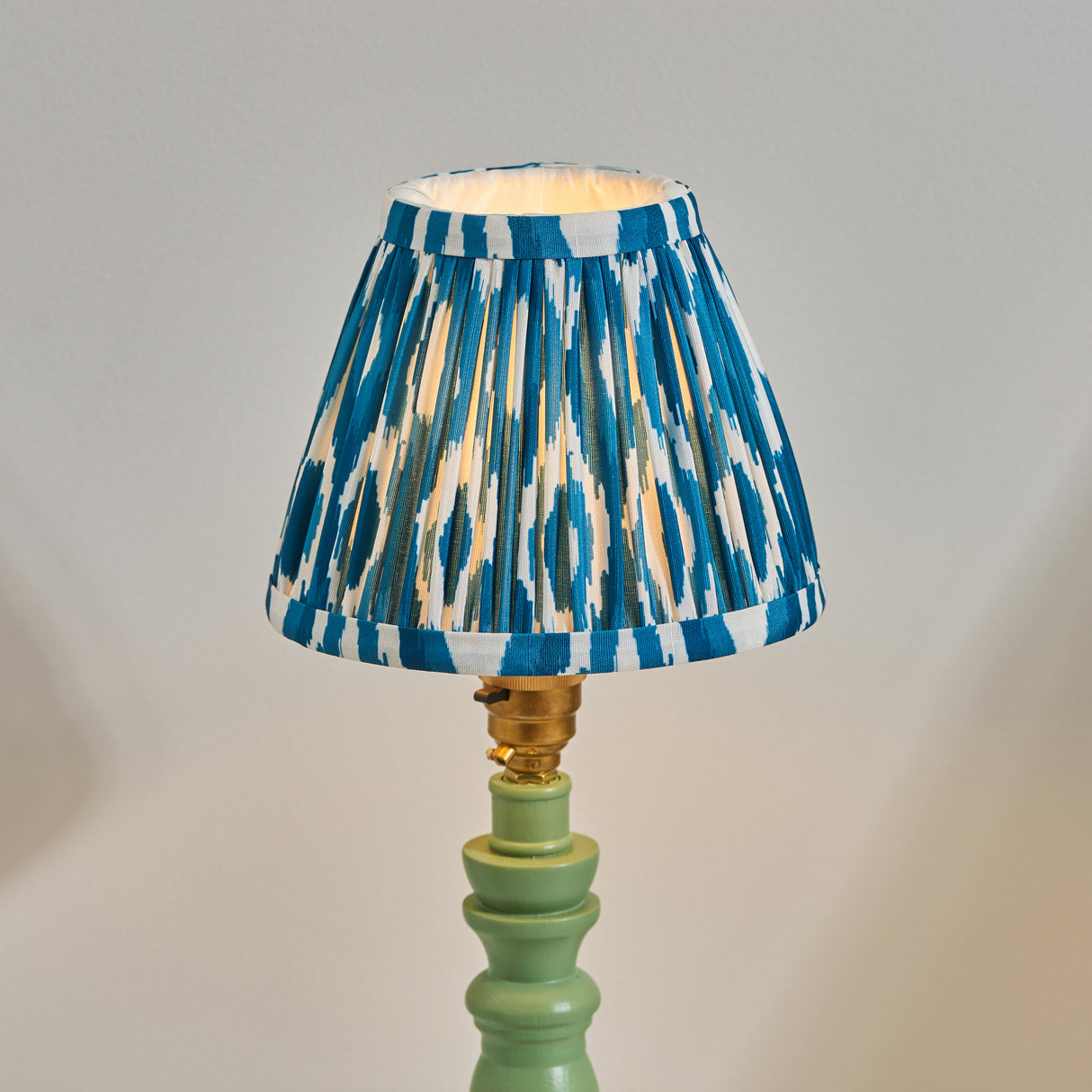 Wooden Green Bibury & Ikat 16cm Marlin blue shade - Comet Lighting