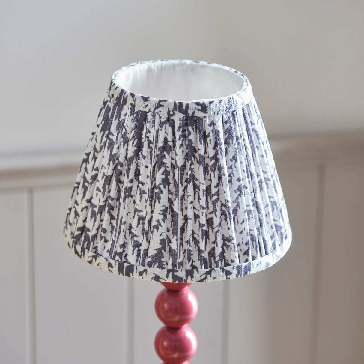 Gloss Pink Higgledy & Leaf 20cm Pearl grey shade - Comet Lighting