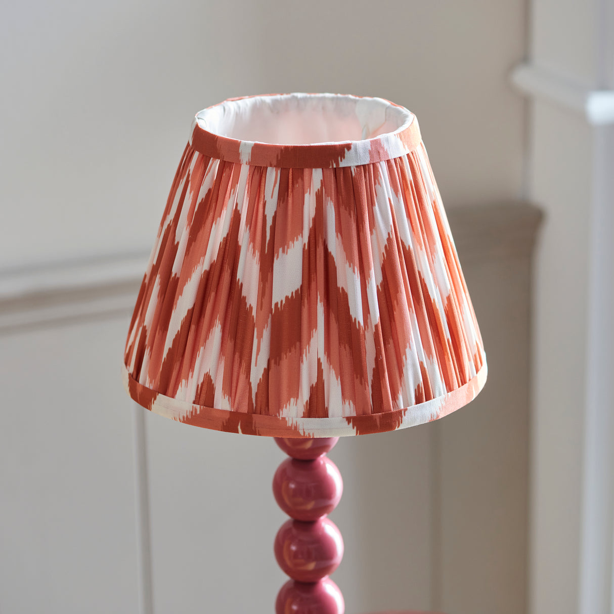 Gloss Pink Higgledy & Zigzag 20cm Apricot orange shade - Comet Lighting
