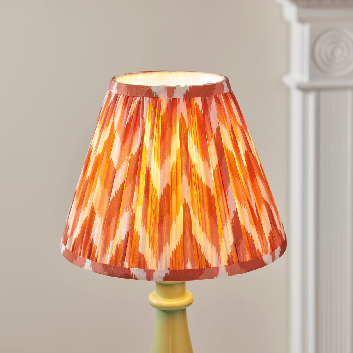 Gloss Green Myrtle & Zigzag 25cm Apricot orange shade - Comet Lighting