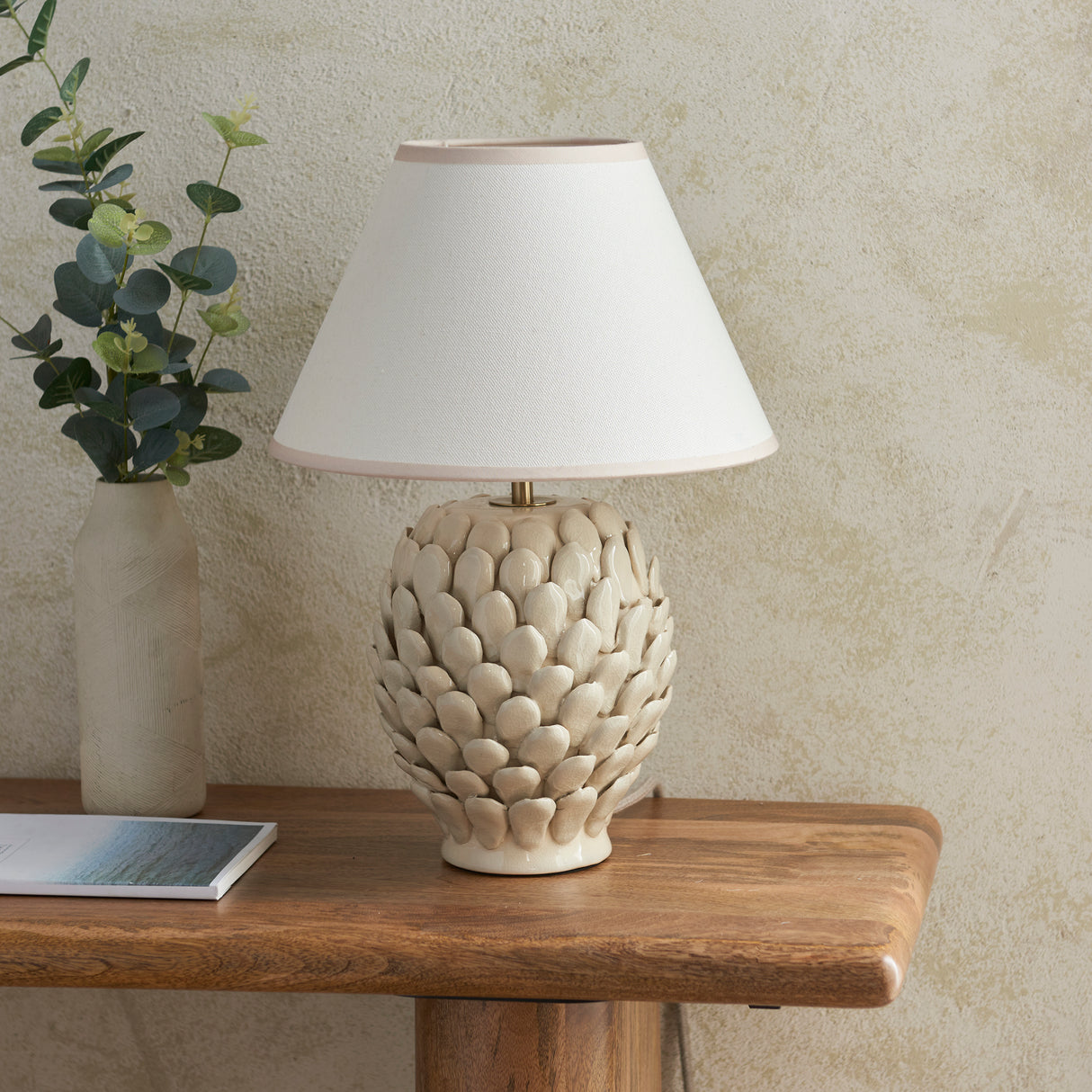 Layered Leaf & Ivy 30cm Vintage white shade - Comet Lighting