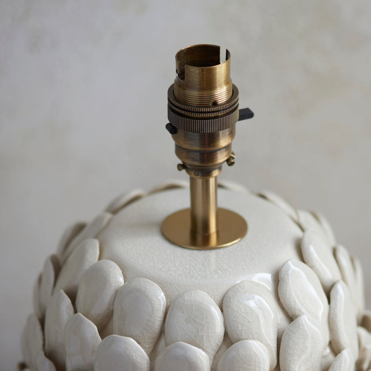 Layered Leaf & Ivy 30cm Vintage white shade - Comet Lighting