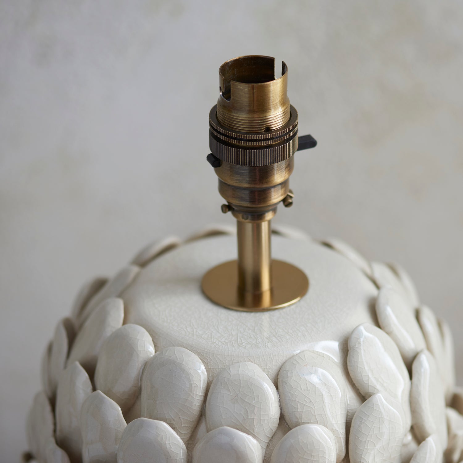 Layered Leaf & Ivy 30cm Vintage white shade - Comet Lighting