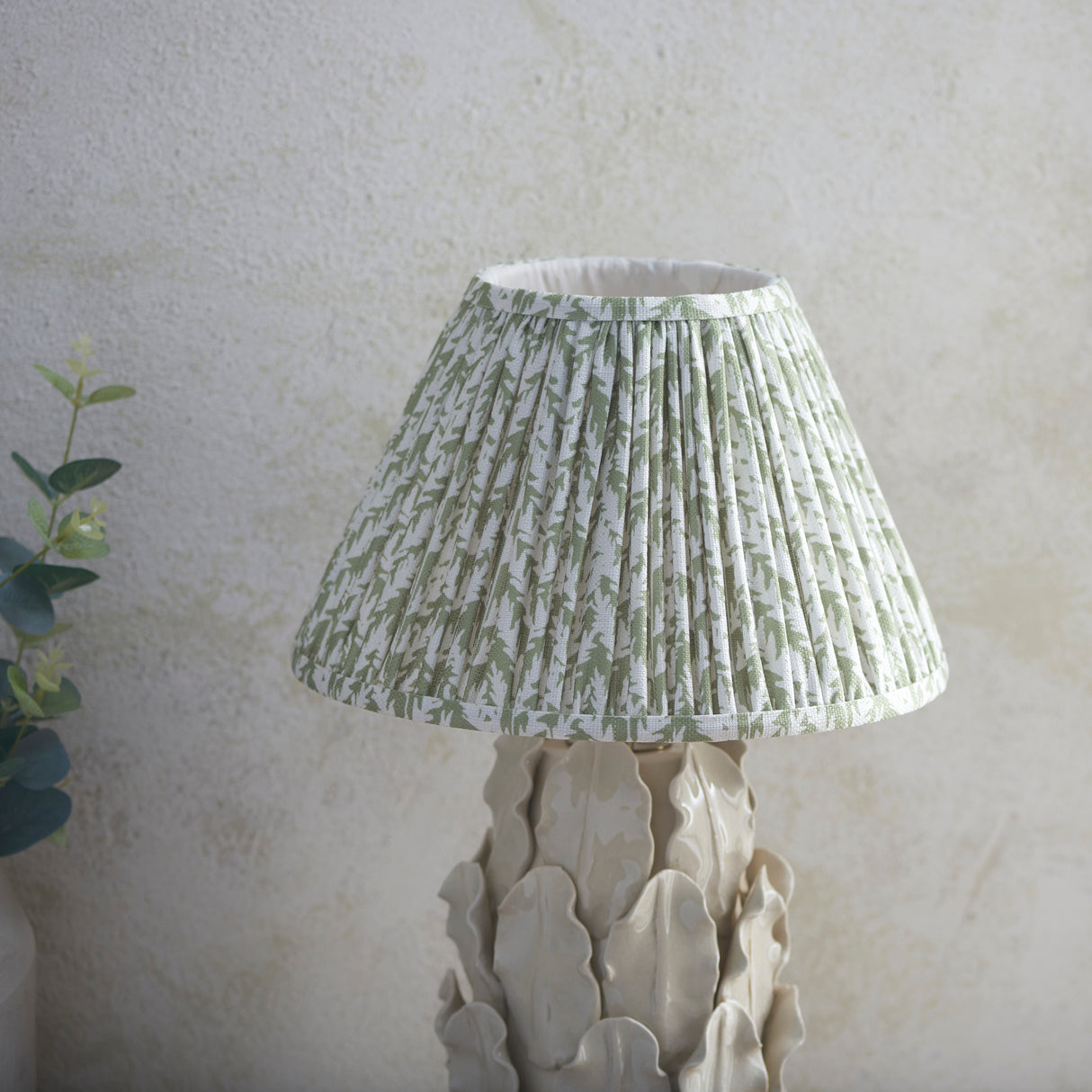Ceramic Table Light Layered Leaf & Leaf 30cm Herb garden green shade - Comet Lighting