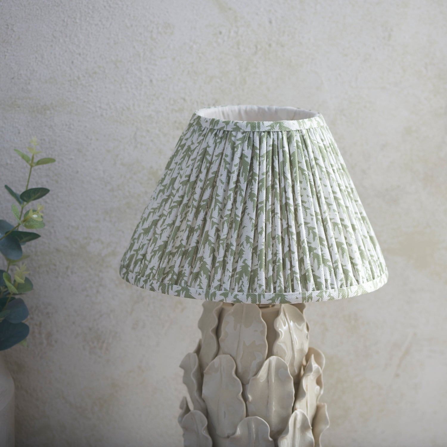 Ceramic Table Light Layered Leaf & Leaf 30cm Herb garden green shade - Comet Lighting