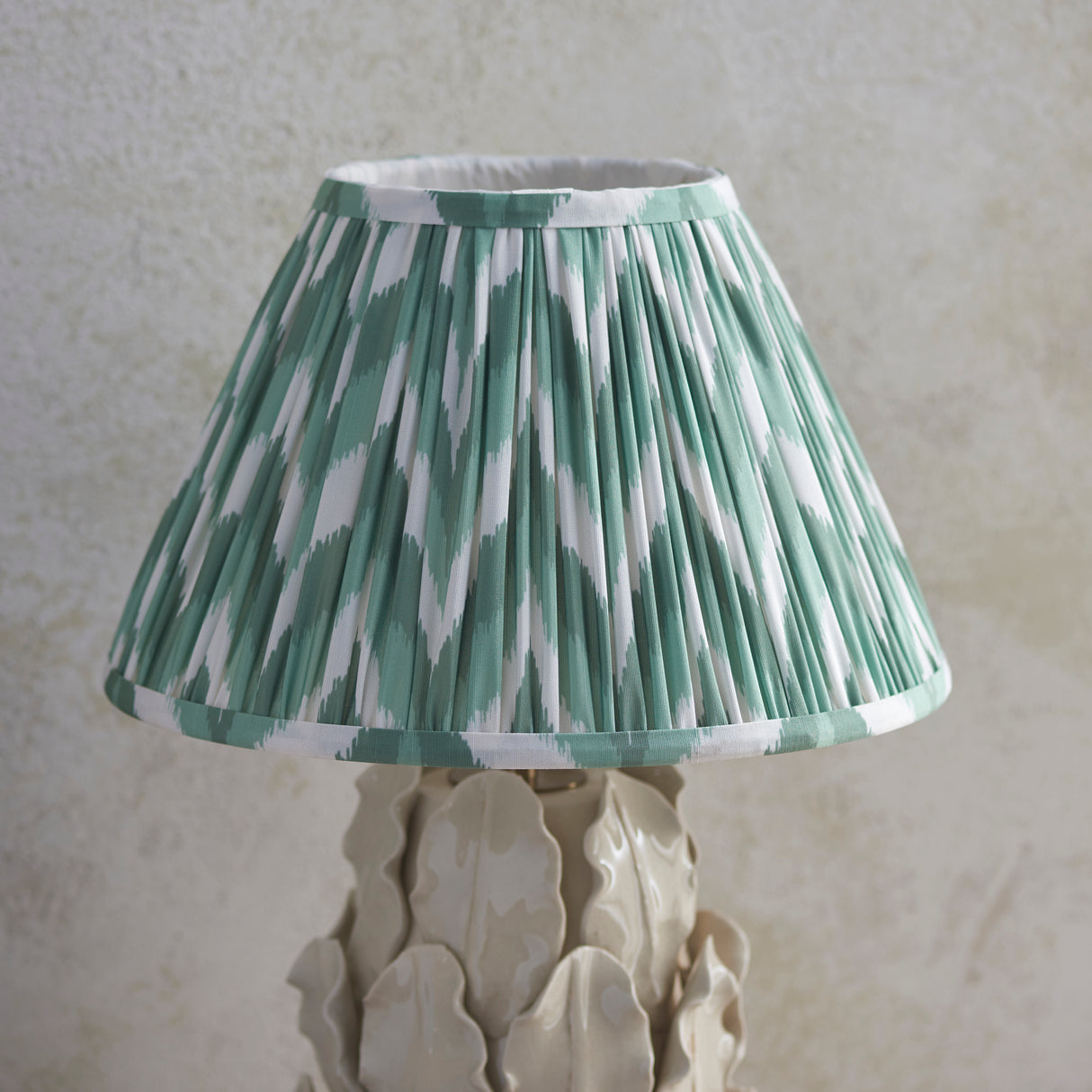 Ceramic Table Light Layered Leaf & Zigzag 30cm Cotswold green shade - Comet Lighting
