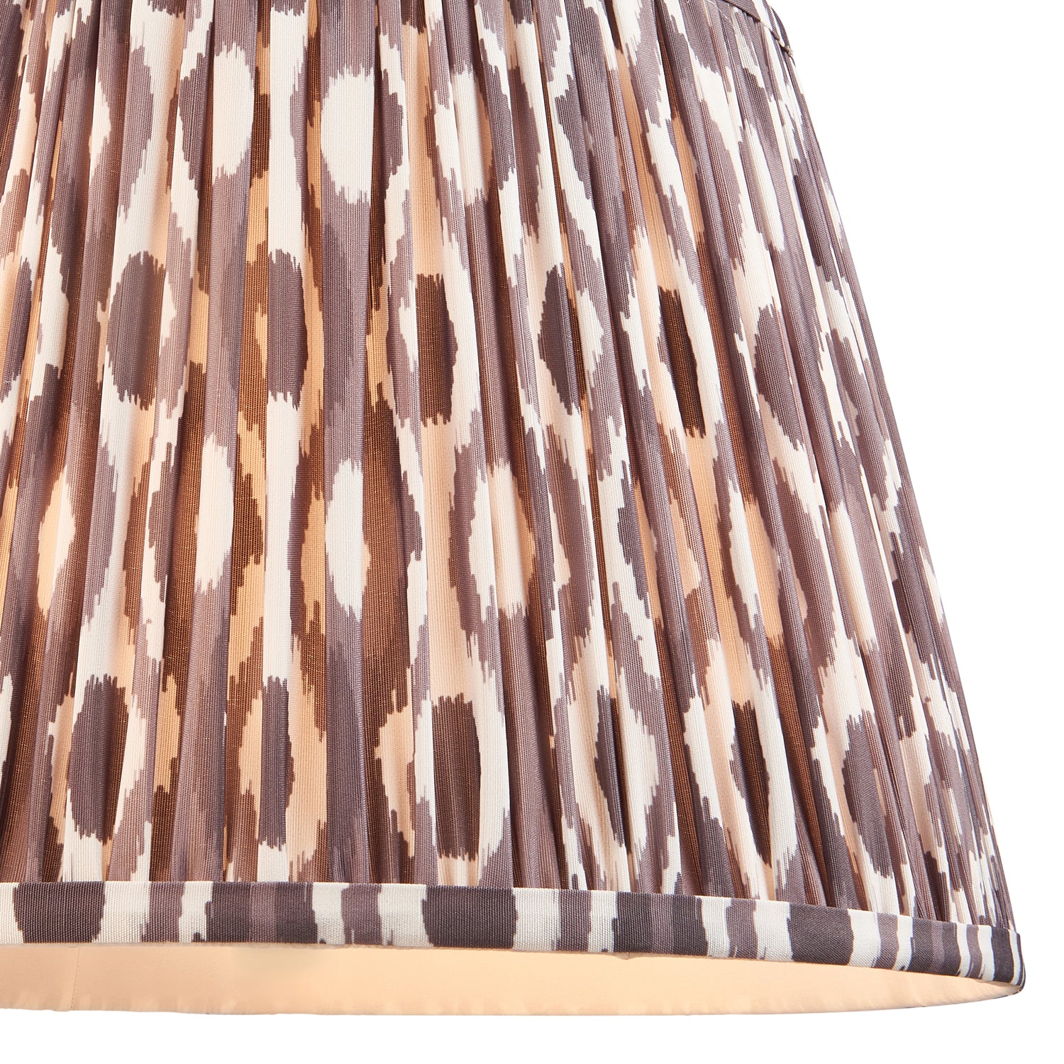 Ceramic Table Light Layered Leaf & Ikat 35cm Pearl grey shade - Comet Lighting