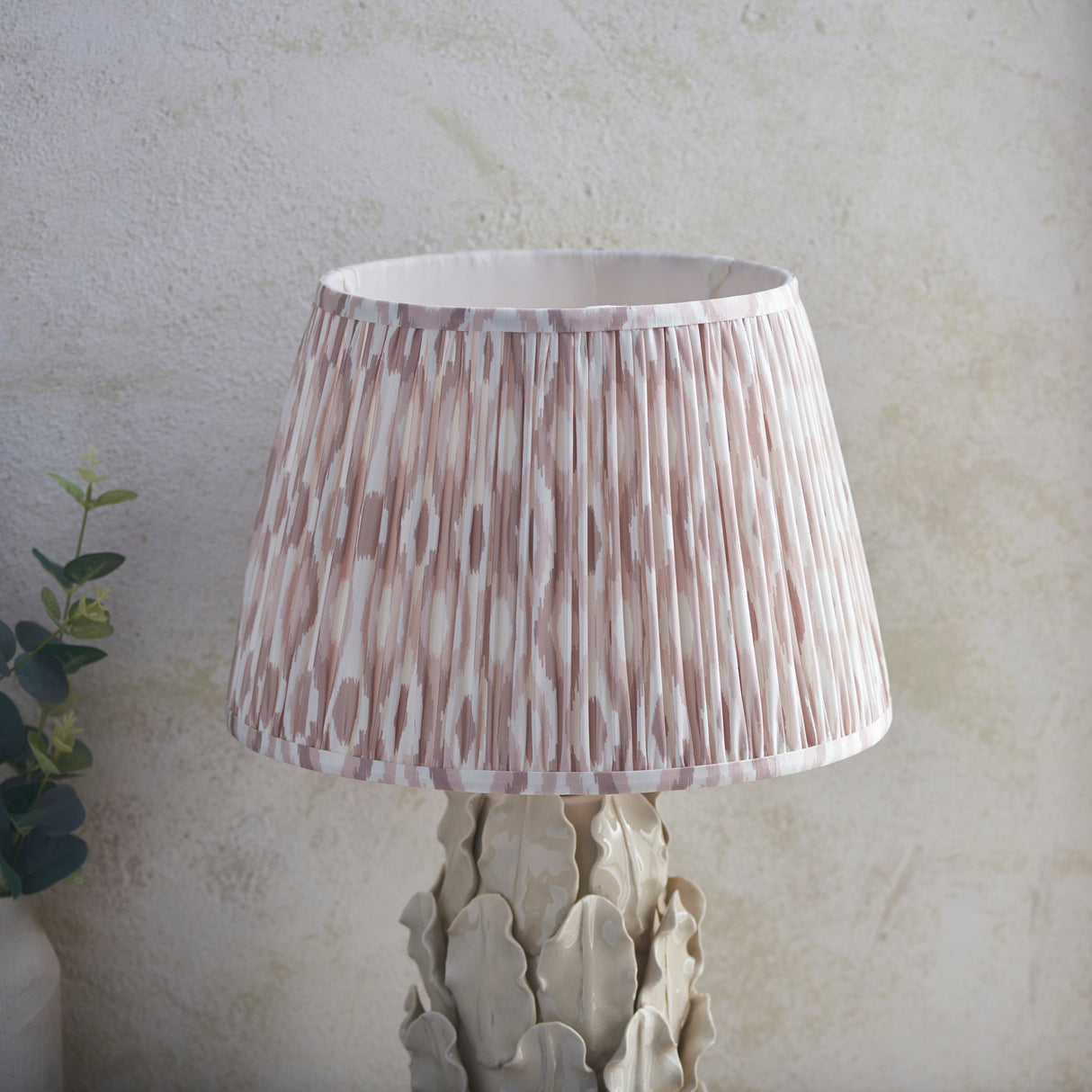 Ceramic Table Light Layered Leaf & Ikat 35cm Neutral shade - Comet Lighting