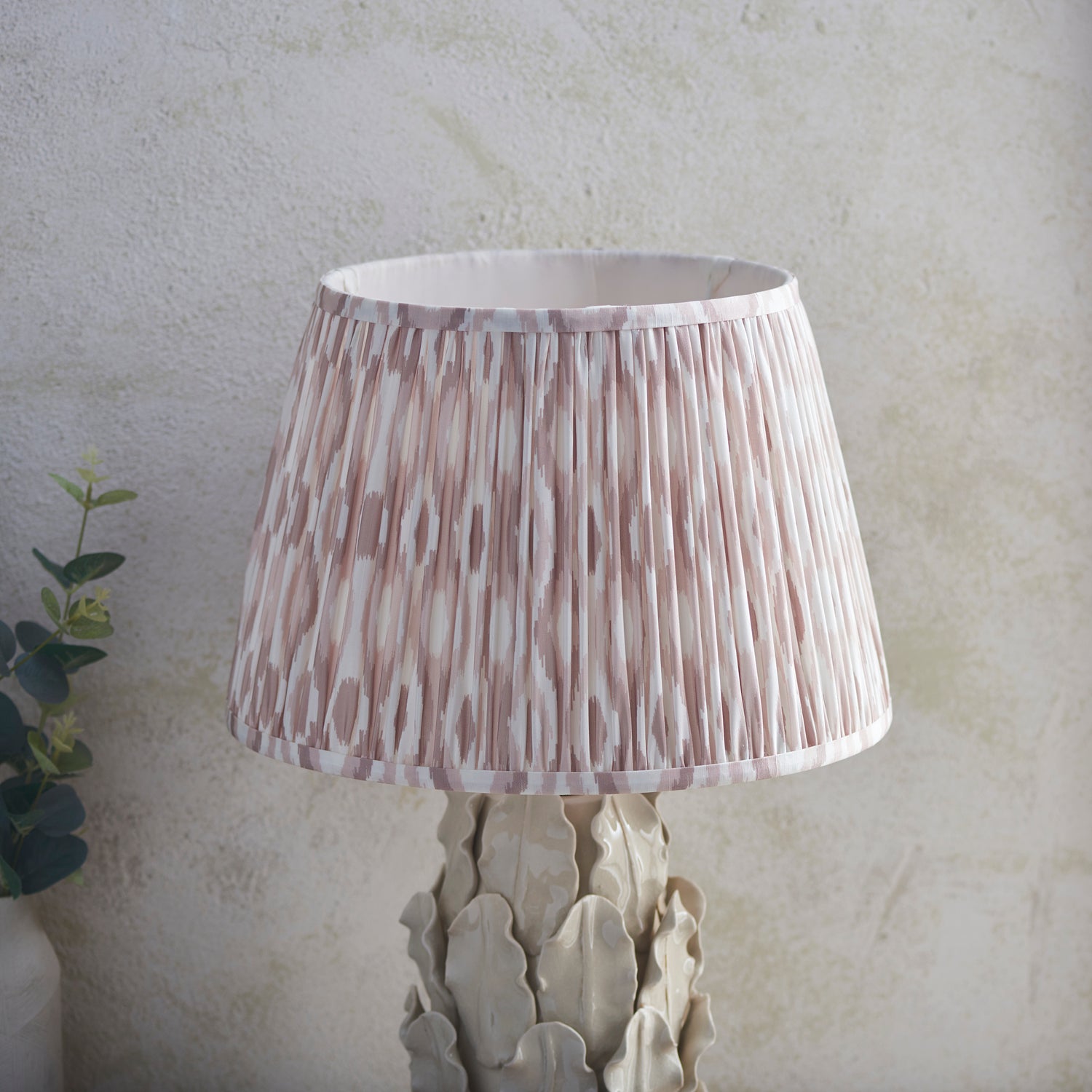 Ceramic Table Light Layered Leaf & Ikat 35cm Neutral shade - Comet Lighting