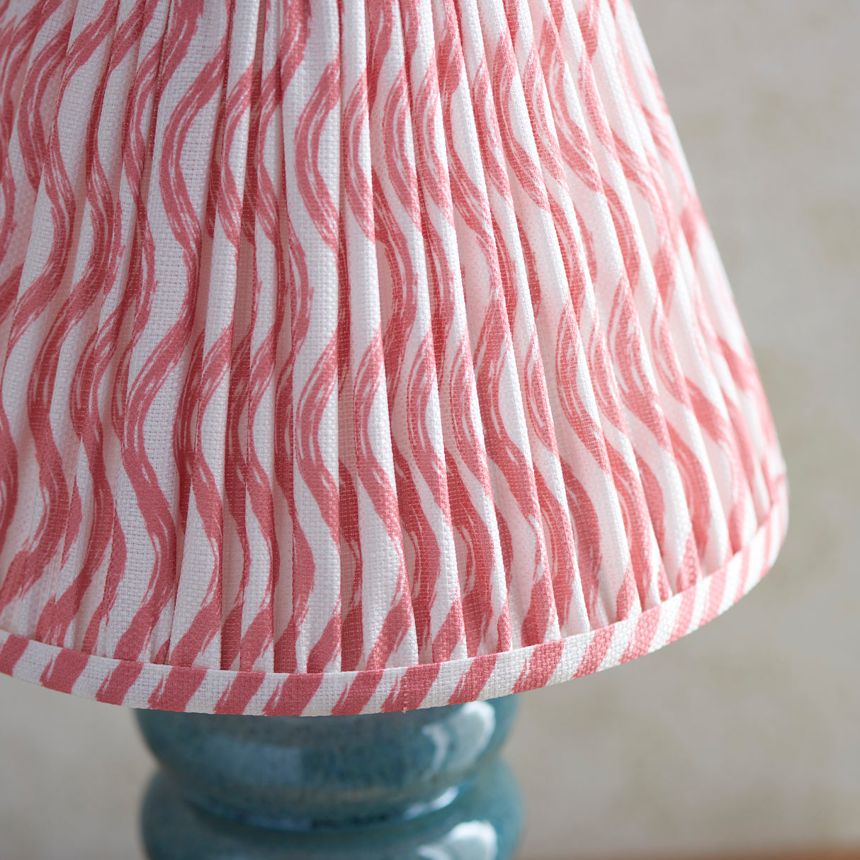 Squash & Ripple 25cm Coral pink shade - Comet Lighting