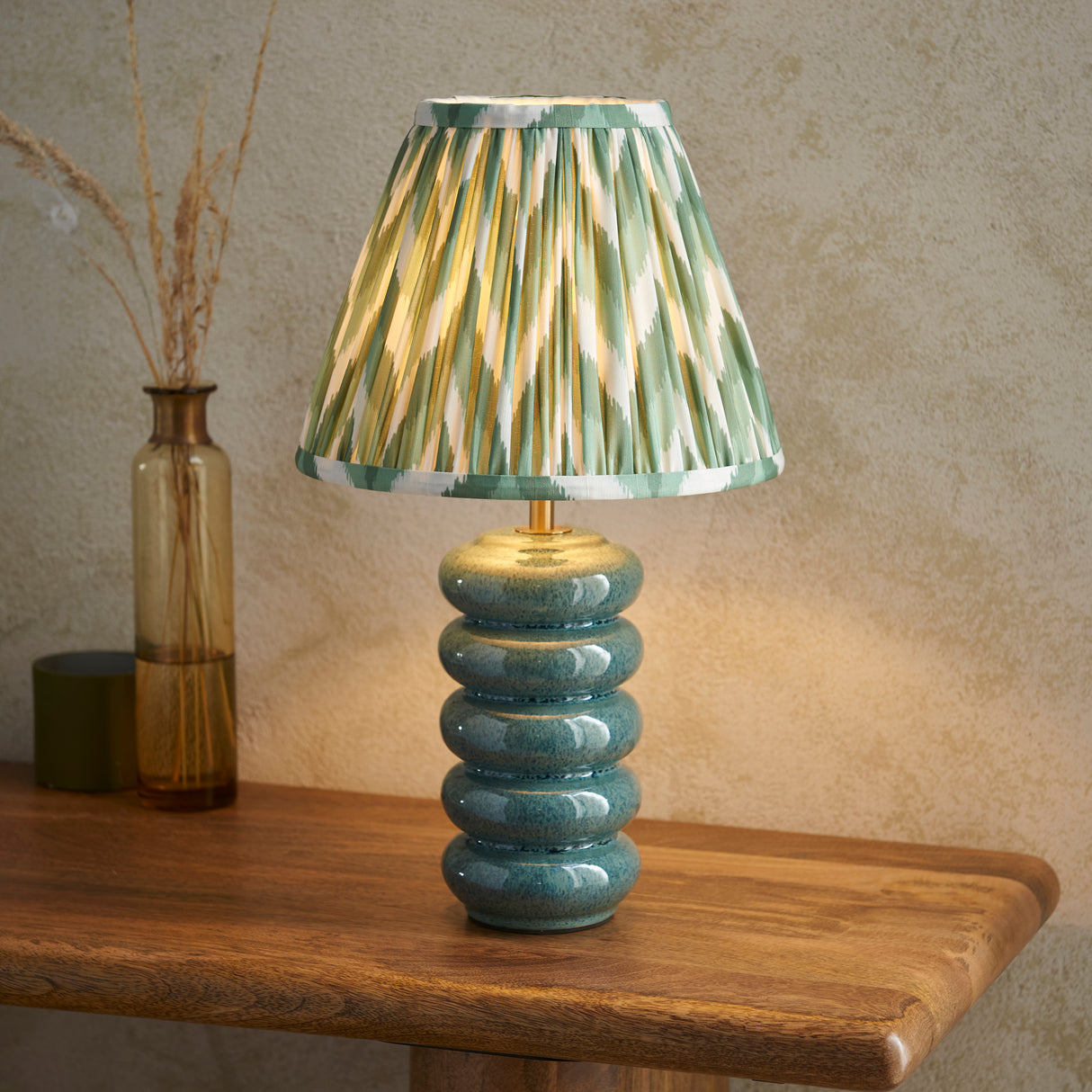 Squash & Zigzag 25cm Cotswold green shade - Comet Lighting