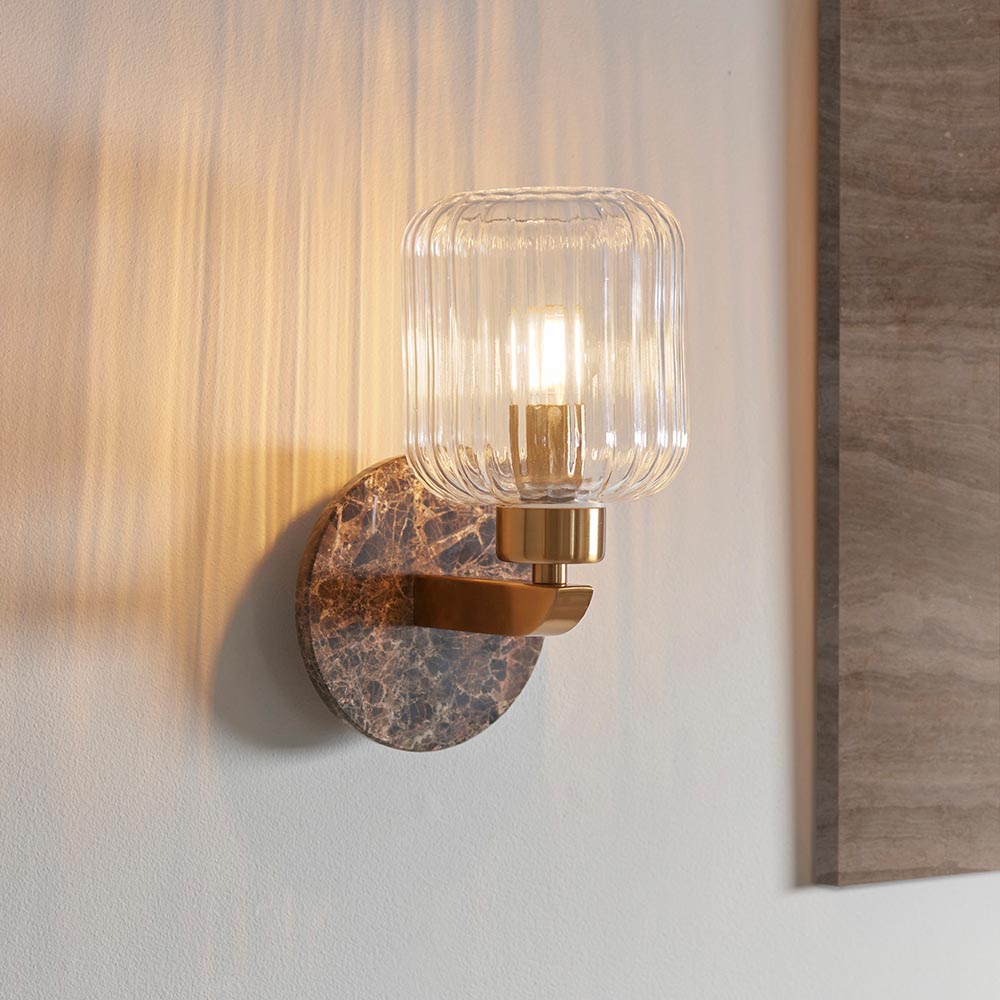 Travi Ribbed Wall Dark brown Emperador marble, vintage brass & clear ribbed glass