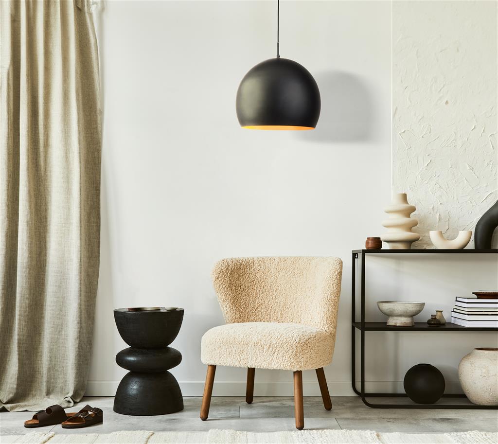 Chicago Pendant - Matt Black Metal & Gold Inner - Comet Lighting