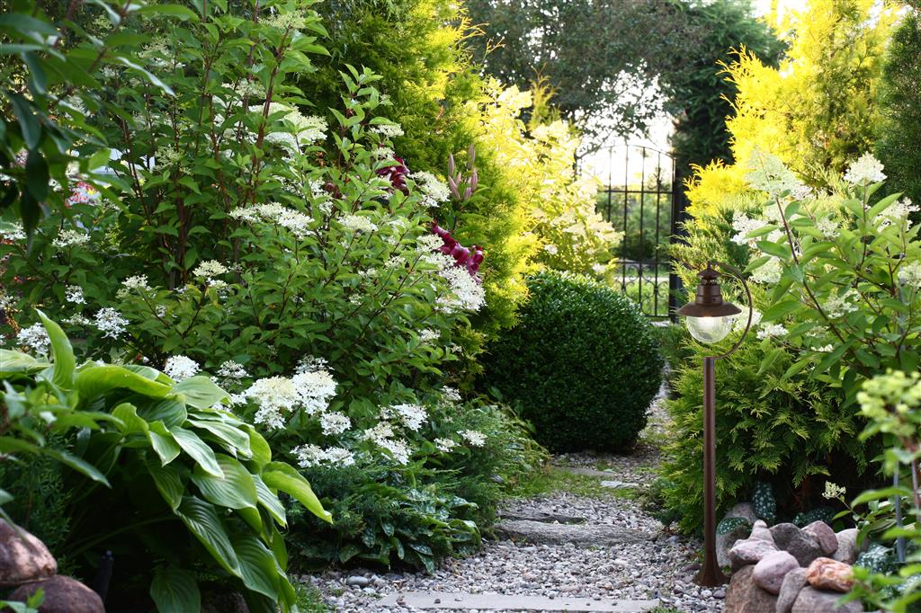 Wooton 1Lt Outdoor Garden Post Rustic Brown 1100mm - Comet Lighting