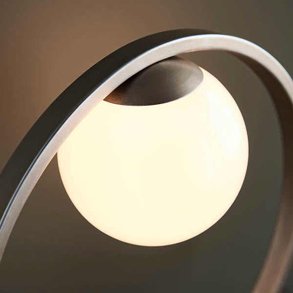 Enzo Table