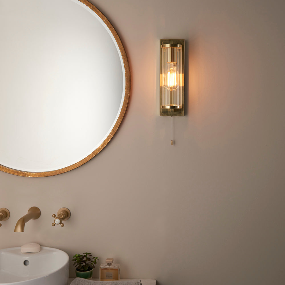 Taylor Wall Satin brass plate & clear ribbed glass