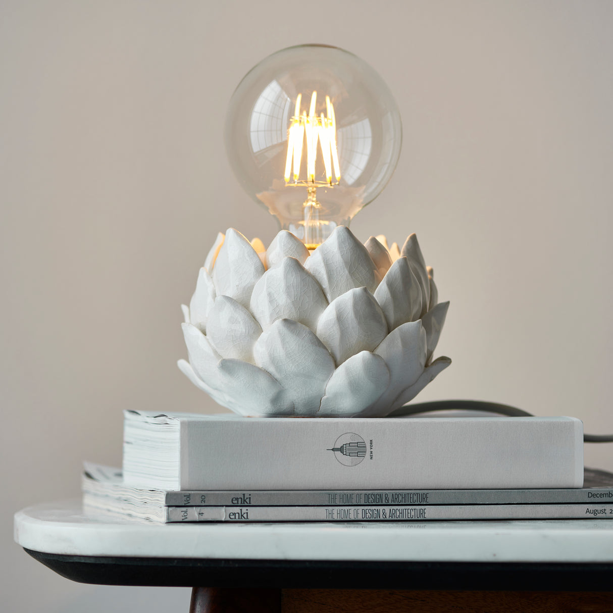 Artichoke 1lt Table - Comet Lighting