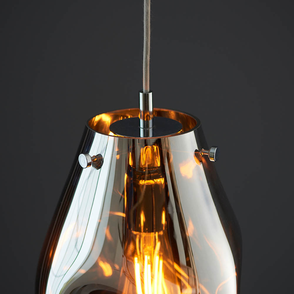 Europa Medium Pendant