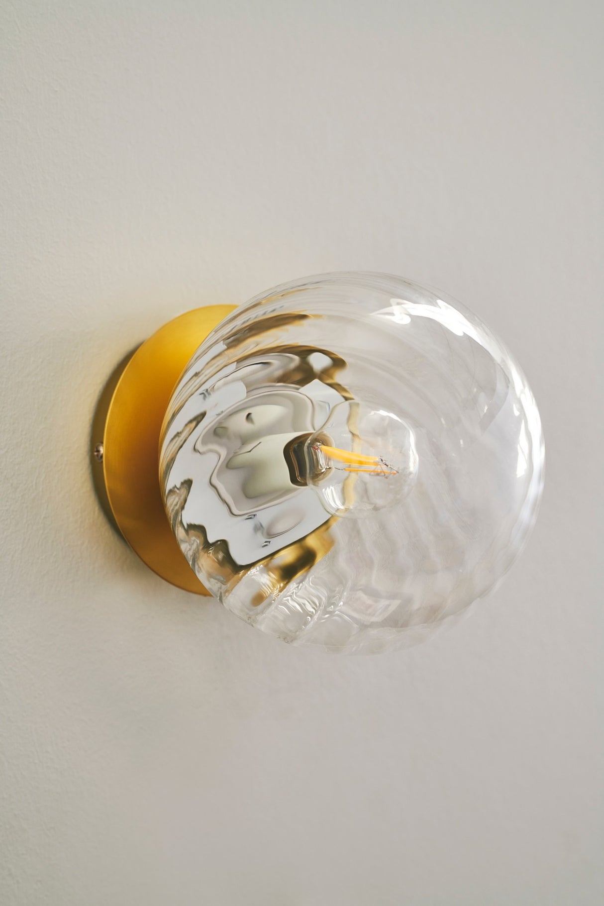 Chisell | Wall light | Brass - Comet Lighting