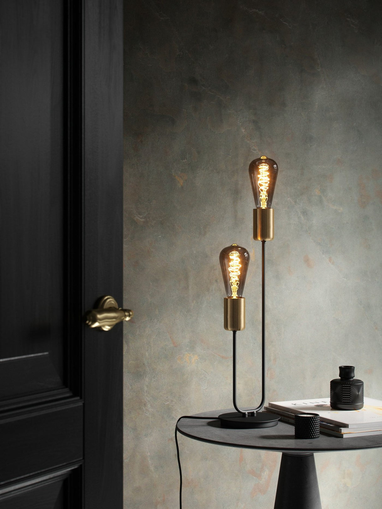 Deco E27 | ST64 Spiral | Dim | 1800 Kelvin | 140 Lumen | Light Bulb | Smoked