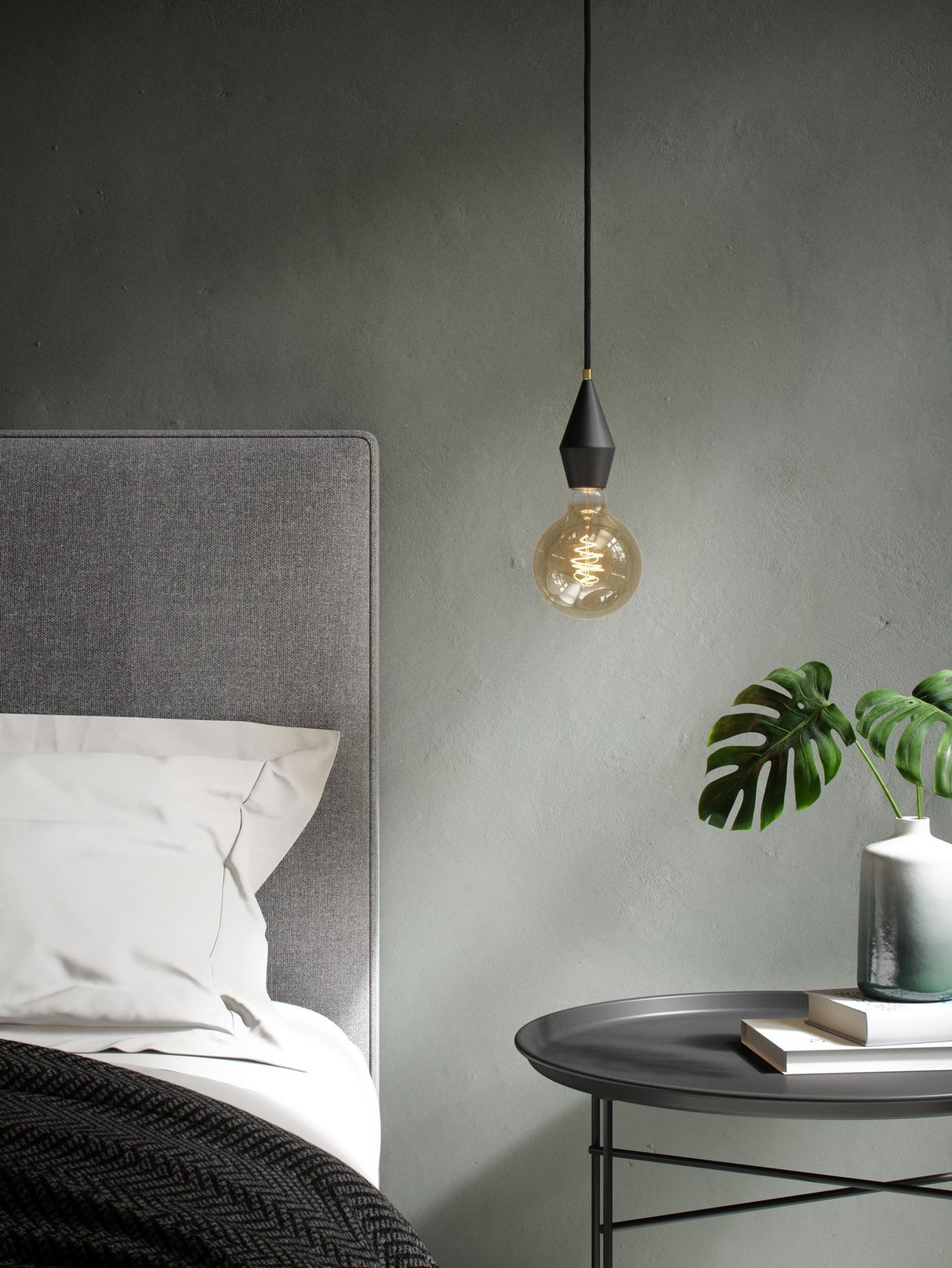 Deco E27 | G125 Spiral | Dim | 2200 Kelvin | 400 Lumen | Light Bulb | Gold colour