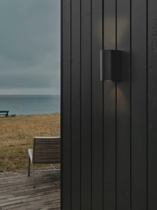 Canto Maxi 2 | Wall light | Seaside black - Comet Lighting