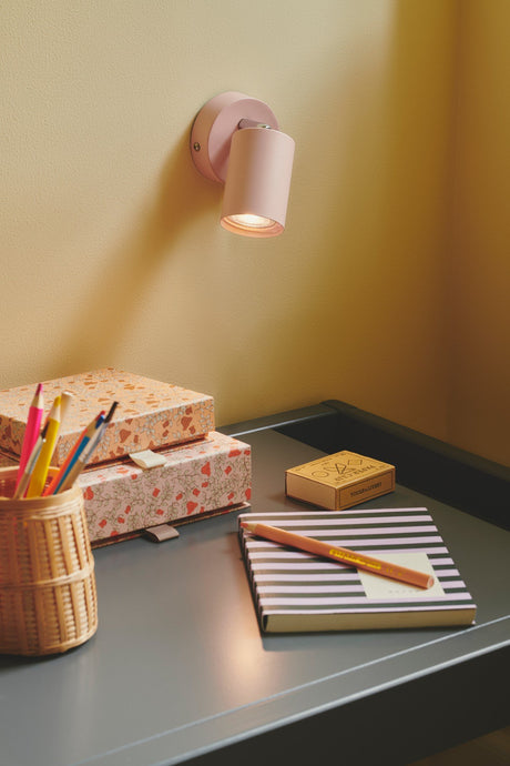 Explore | Wall light | Dusty rose - Comet Lighting