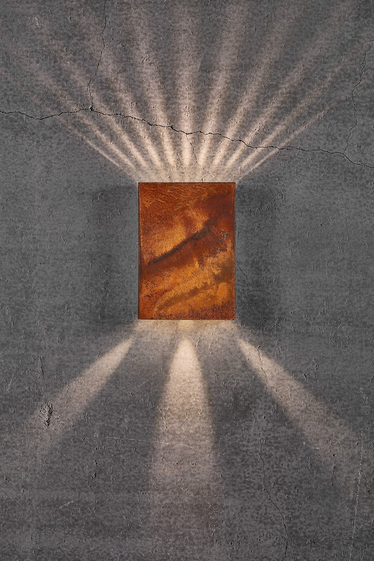 Fold 15 | Wall light | Corten
