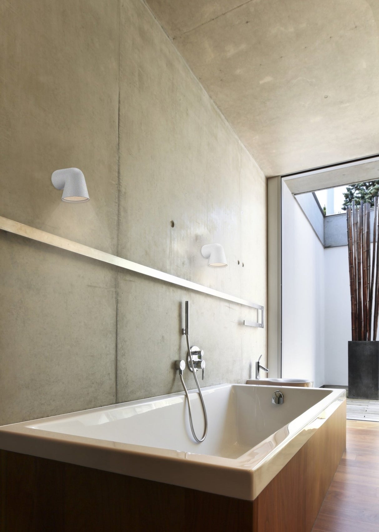 Front Single | Wall light | White - Comet Lighting